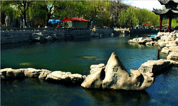 名泉景观之白石泉